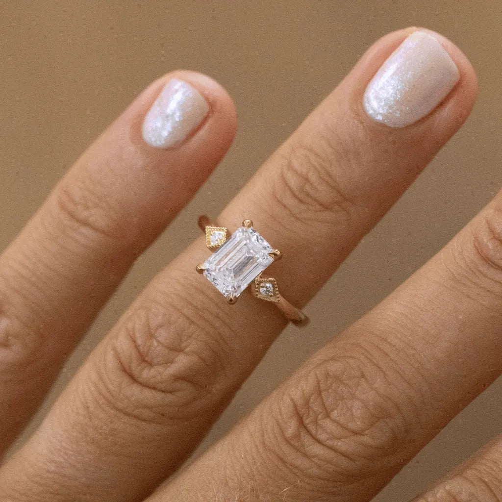 2 Carat Emerald Cut Lab Grown Diamond Vintage Engagement Ring – Isabella
