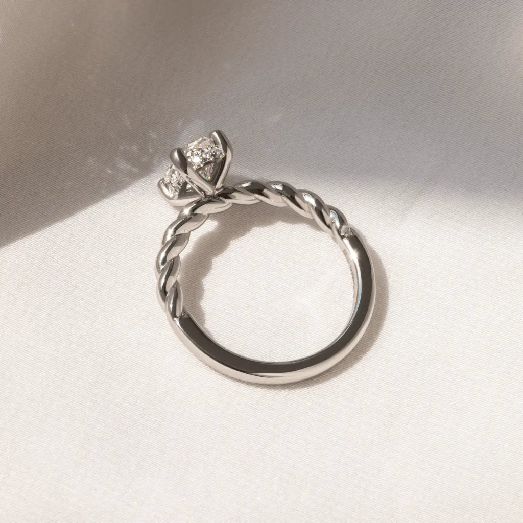 1 Carat Lab Grown Oval Diamond Delicate Halo Ring  – Lunelle