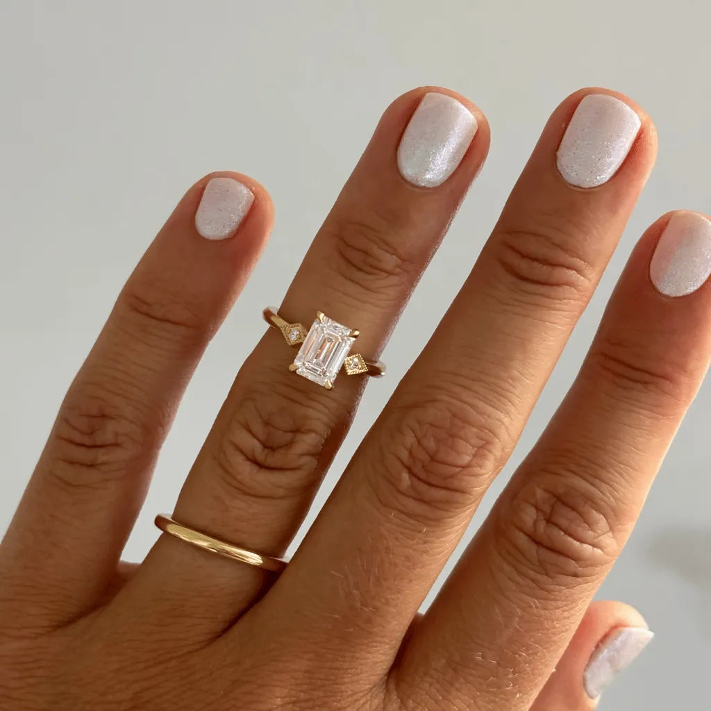2 Carat Emerald Cut Lab Grown Diamond Vintage Engagement Ring – Isabella